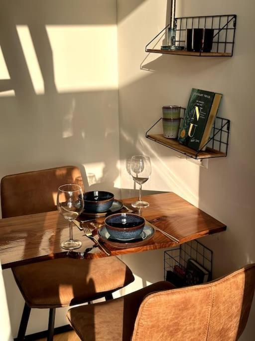 Willa Tiny House Of Picasso Warmenhuizen Zewnętrze zdjęcie
